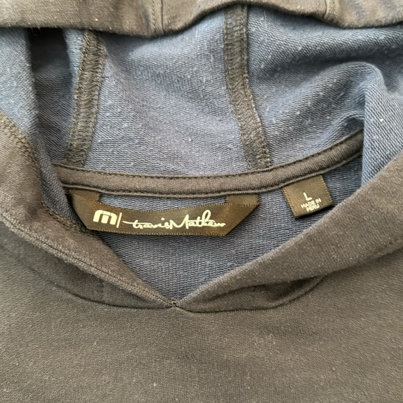 Youth Travis Mathew Hoodie - Large - Picture 3 of 5